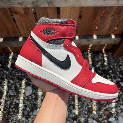 Jordan 1 High Lost and Found (Size 2Y, 2.5Y, 5.5Y, 6.5Y, 7Y)