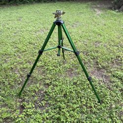 Sprinkler With Adjustable Legs