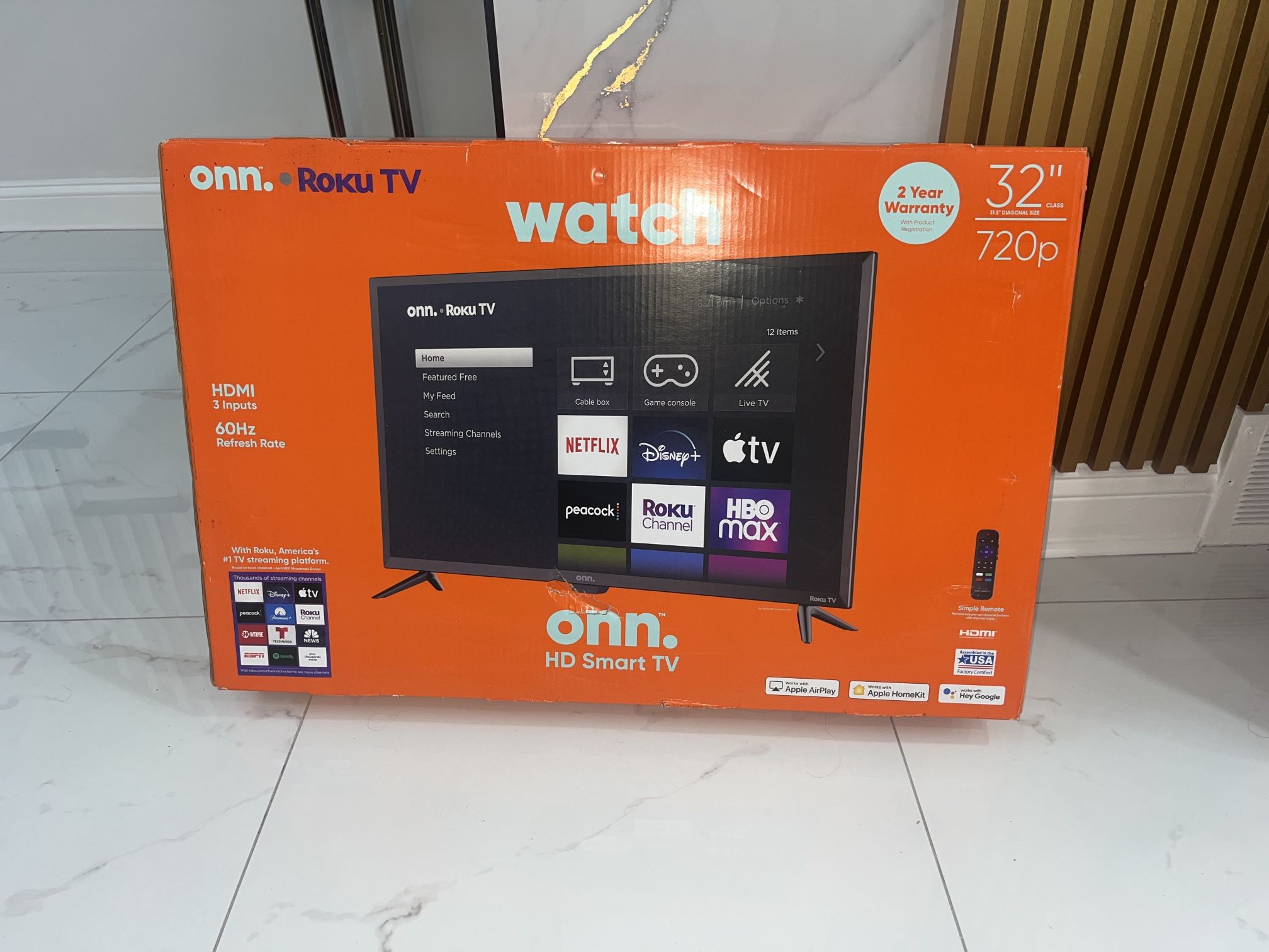 Onn. Roku Smart TV 32”inch