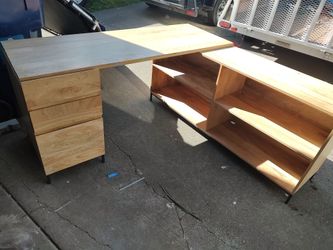 Office desk. Excellent condition  solid wood
