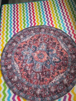 Round Persian-Style Area Rug