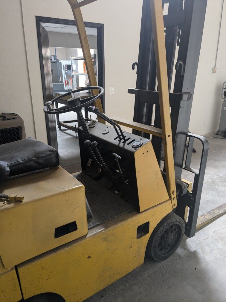 Forklift