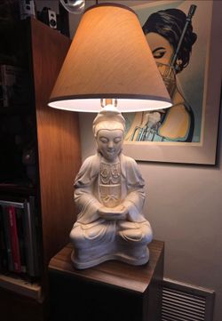 Vintage Mid Century Guanyin Buddha Lamp