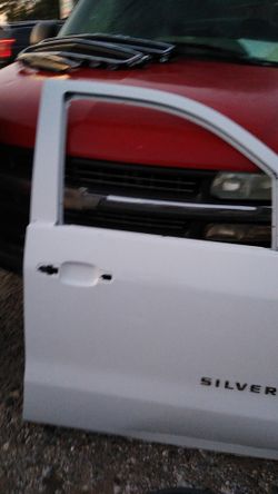 2015 to 2019 Chevy 1500 and 2500 truck door passenger front