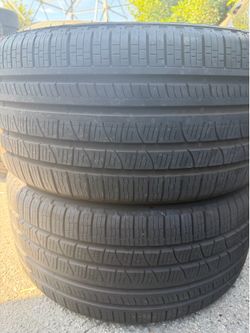 (2) 295/40R20 PAIR OF USED TIRES PIRELLI SCORPION 80% LIFE !