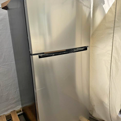 Refrigerator 18.1 cu ft