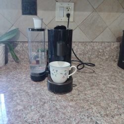 Verismo System Coffee And Espresso Single Serve Brewer Black