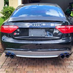 Audi S5 Parts Car