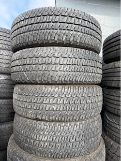 245 75 16 L/T Michelin con 80% de Vida las 4