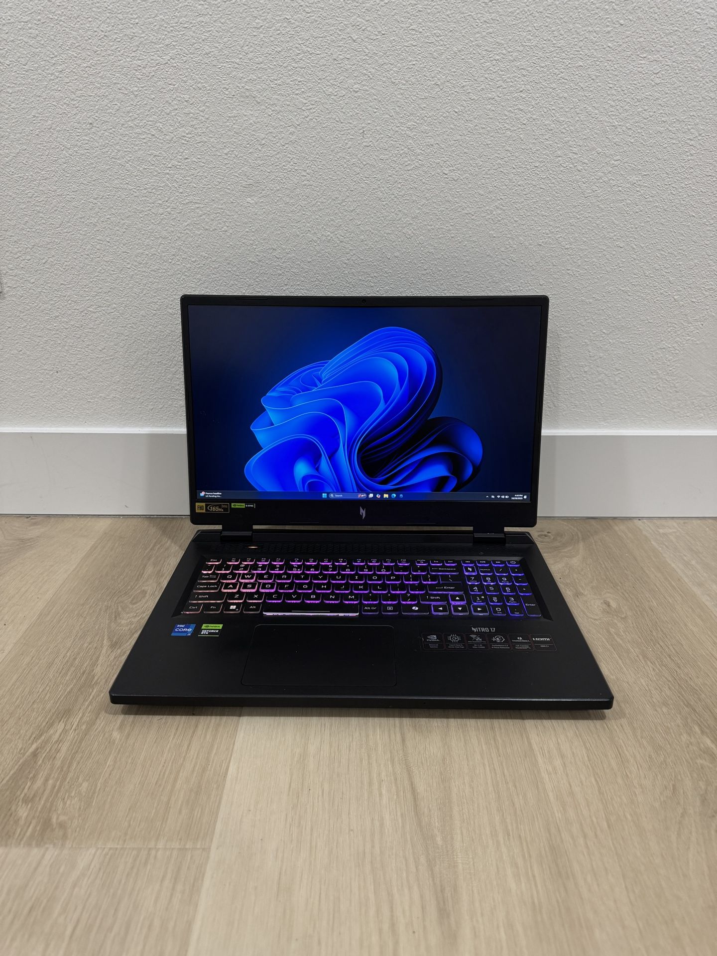 High End RTX 4060 Gaming Laptop