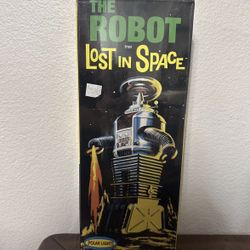 Lot Of 2 LOST IN SPACE. Plastic Model # 5030 & 5031, 1997 Polar Lights New Seale