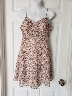Junior's Dress Size Small