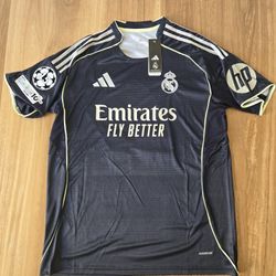 Real Madrid Jerseys ⚽️ 🏟 