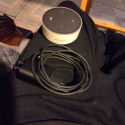 White Amazon Echo Dot Gen 2