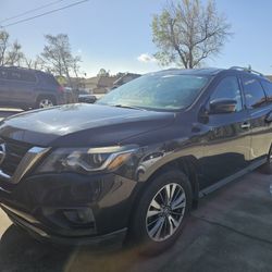 2017 Nissan Pathfinder