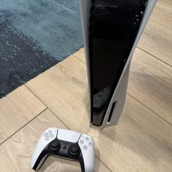 PlayStation 5 Disc Version - Perfect Condition, Barely Used 