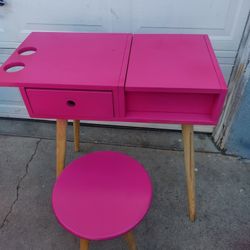 Mesita Con Su Silla
