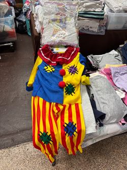 Costume