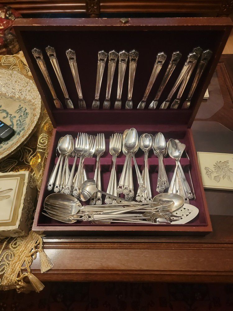 Silverplate Silverware Roger Bros 1960's