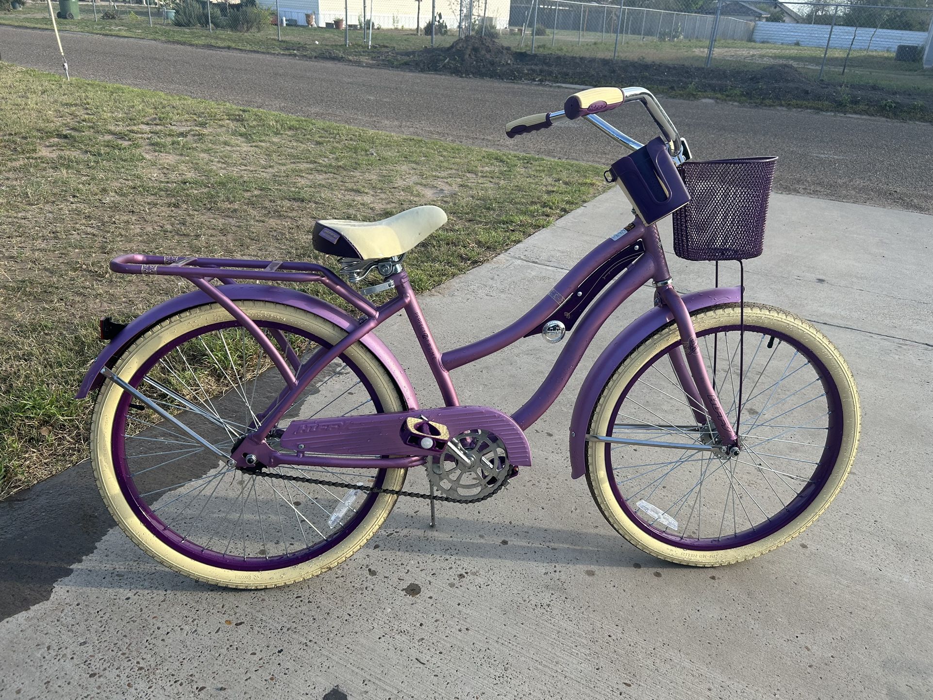 24" Huffy Nel Lusso Girls Cruiser Bicycle, 24" Wheels, Purple, Cruiser Bike