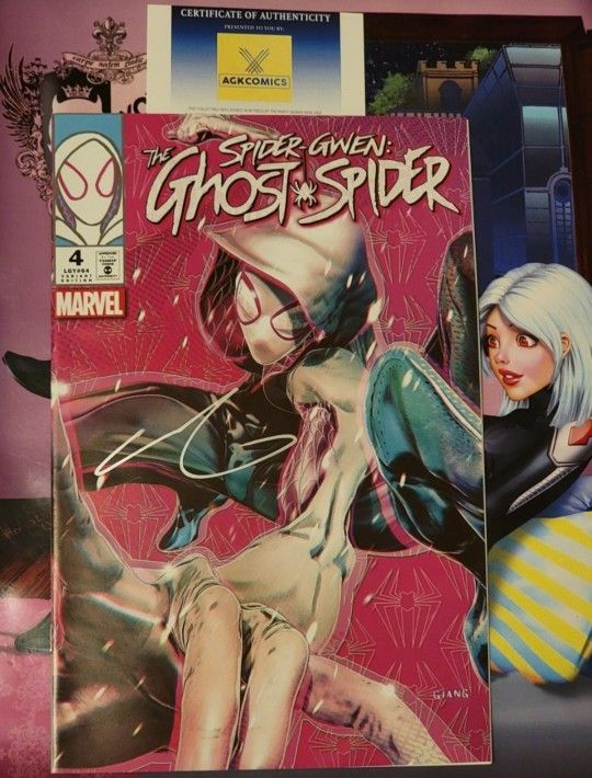 Spider-Gwen Ghost Spider #4 SIGNED John Giang Exclusive (Comic Book) 🌋🐍🌋