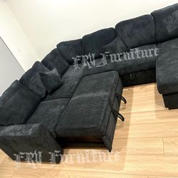 BLACK SECTIONAL 