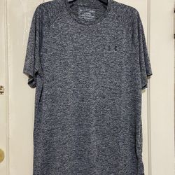 New Under Armor Men Shirt /Large 