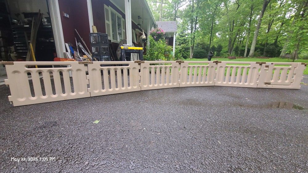 Baby/puppy Corral