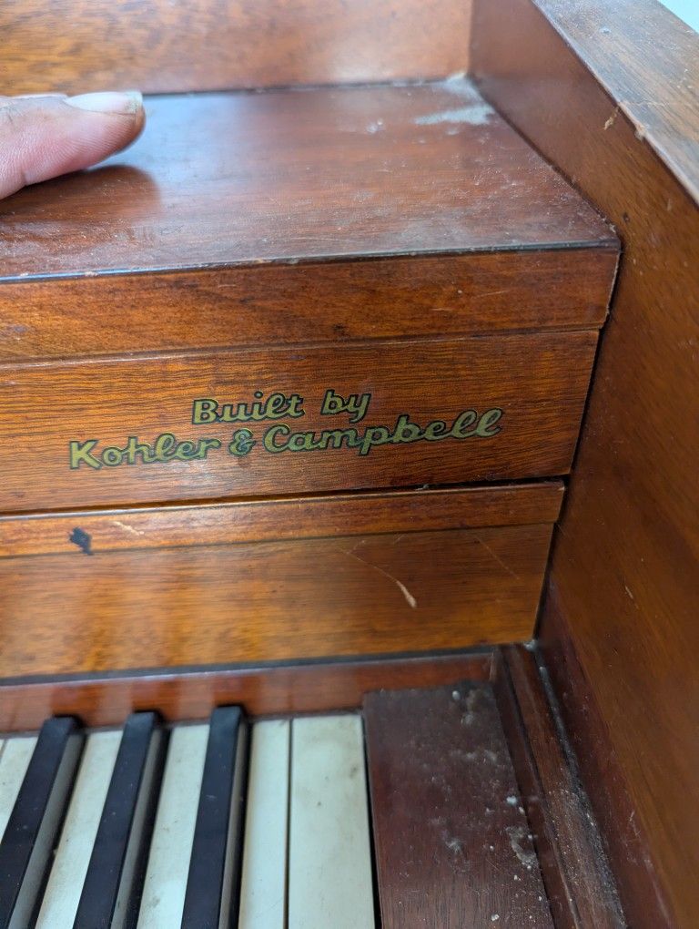 Good Condition Piano