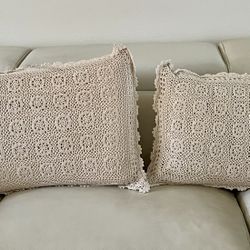 Crochet Lace Throw Pillows 17/23 Inches