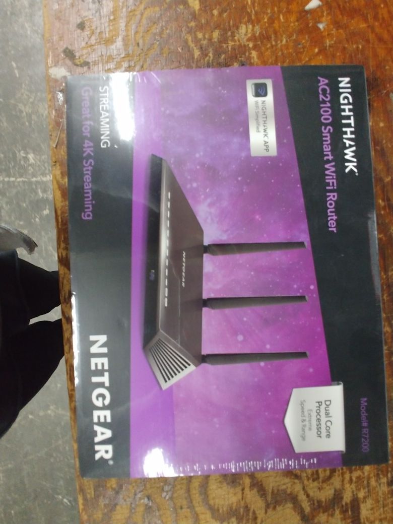 Netgear Nighthawk AC2100 smart WiFi Router