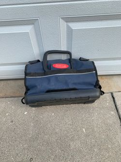 Rubbermaid tough tool bag with solid bottom