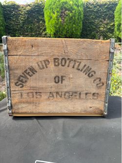 Vintage 1962 7 UP Los Angeles crate