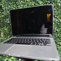 2015 Apple MacBook Pro Laptop