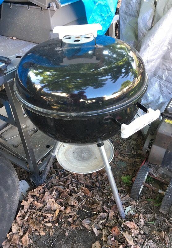 Weber Charcoal Grill Used A Few Times General In South Amboy Nj Weber Charcoal Grill Used A Few Times General In South Amboy Nj Offerup