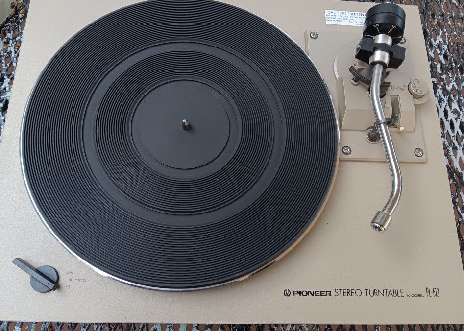 Pioneer Vintage PL-512 TURNTABLE /RECORD PLAYER