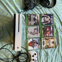 Xbox One S Bundle ! Everything Works Perfect . Willing To Negotiate