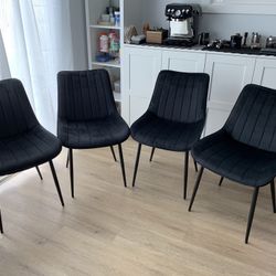 Upholstered Velvet Dining Chair Set of 4. Black