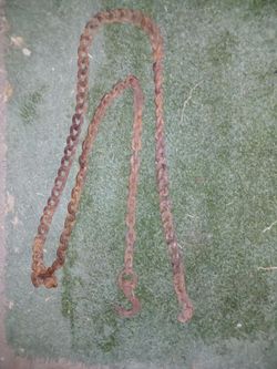 Chain for towing