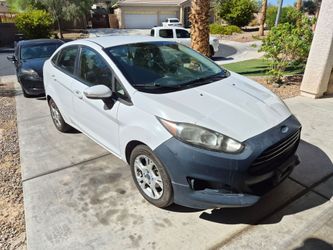2015 Ford Fiesta