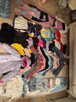 Girls lot of 64 pieces of clothing sz S 6/7