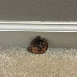 Disney pin - Walt Disney Quote + Castle