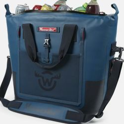 Moosejaw 42 Can Chilladilla Soft Sided Cooler Tote, Blue New!!!