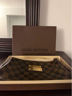 Louis Vuitton Eva crossbody