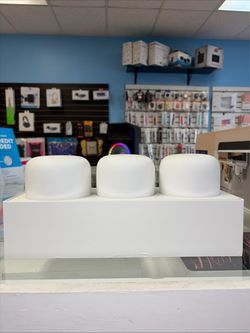 Google Nest Wifi Router (H2D) and 2 Mesh Points (H2E)