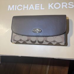 Coach Large Envelope Wallet (2 Pieces)