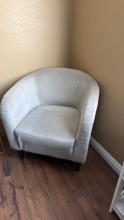 Accent chair