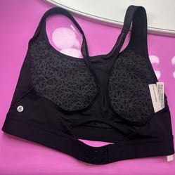 Victora Secret sports bra