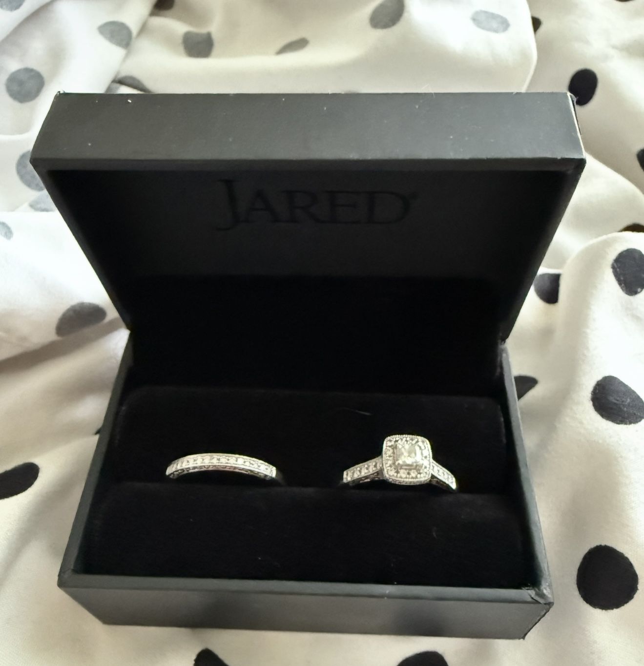 Engagement Ring With Matching Wedding Band