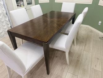 Dining table with 6 chairs
